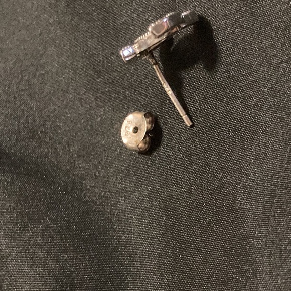 COPY - Chanel Earrings - Picture 2 of 5